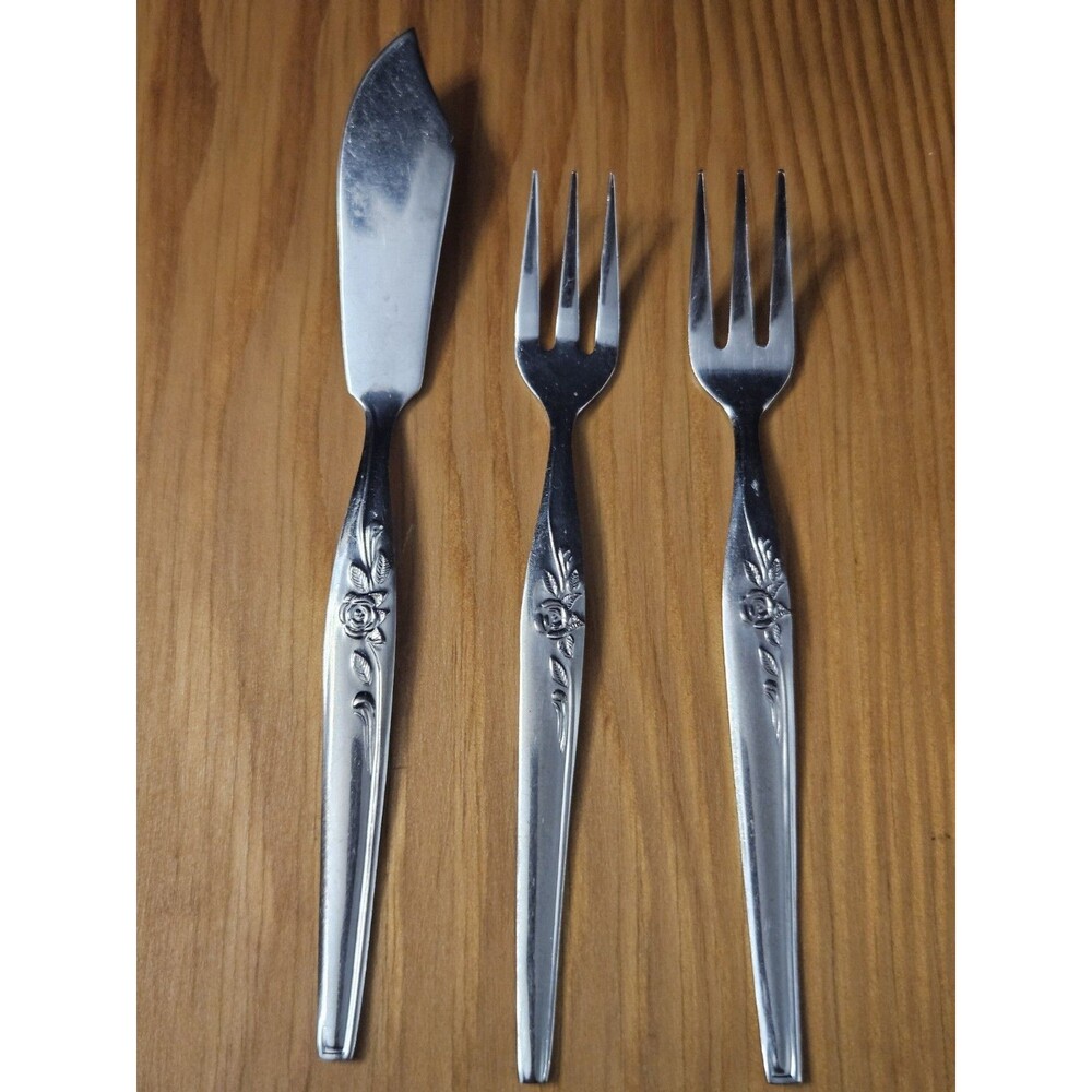 Vtg NASCO Stainless "Chintz Rose" Flatware Cocktail Forks & Butter Knife - Korea